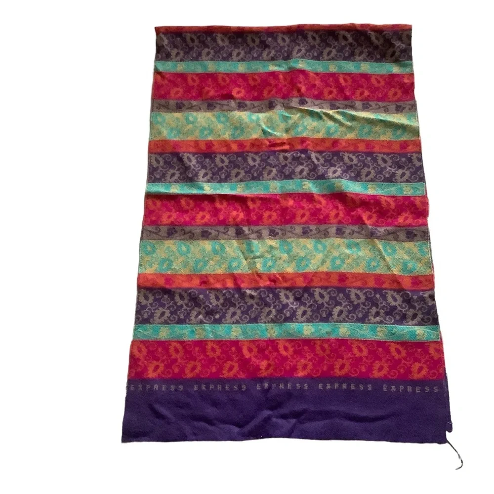Vintage Express women’s shawl multicolored paisley print 20x65 Made in Italy